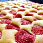 Der beste Erdbeer Biskuitkuchen vom Blech