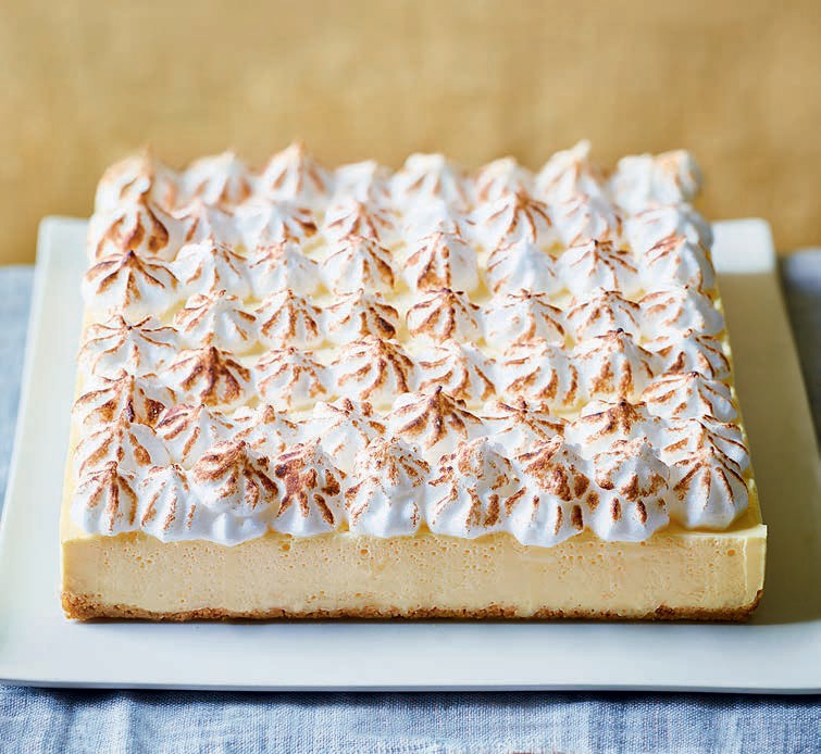 Quarktorte mit Baiser Tränchenkuchen - Einfache Rezepte
