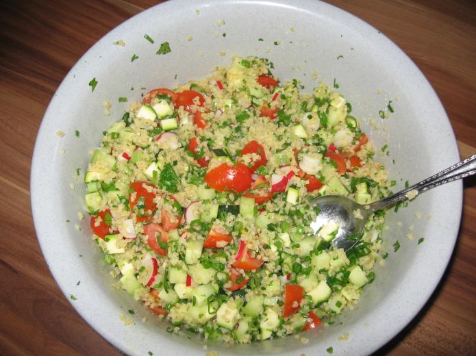 Gemüse-Couscous-Salat