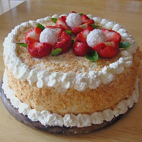 ERDBEER RAFFAELLO TORTE Rezept 2 Erdbeer Raffaello Torte