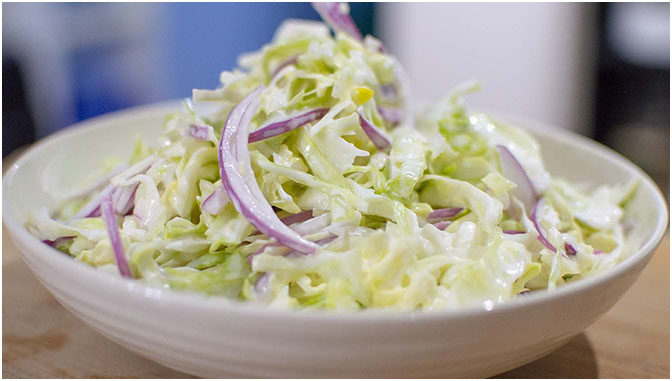 Kalorienarm und einfach lecker: Krautsalat -das Original Rezept