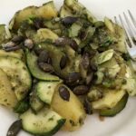 Grüner Kartoffelsalat mit Zucchini u