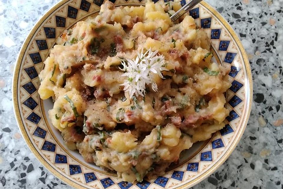 Kartoffelsalat mit Bärlauch und getrockneten Tomaten - Einfache Rezepte