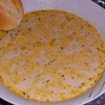 Hackfleisch-Käse-Lauch-Suppe mit Kartoffeln