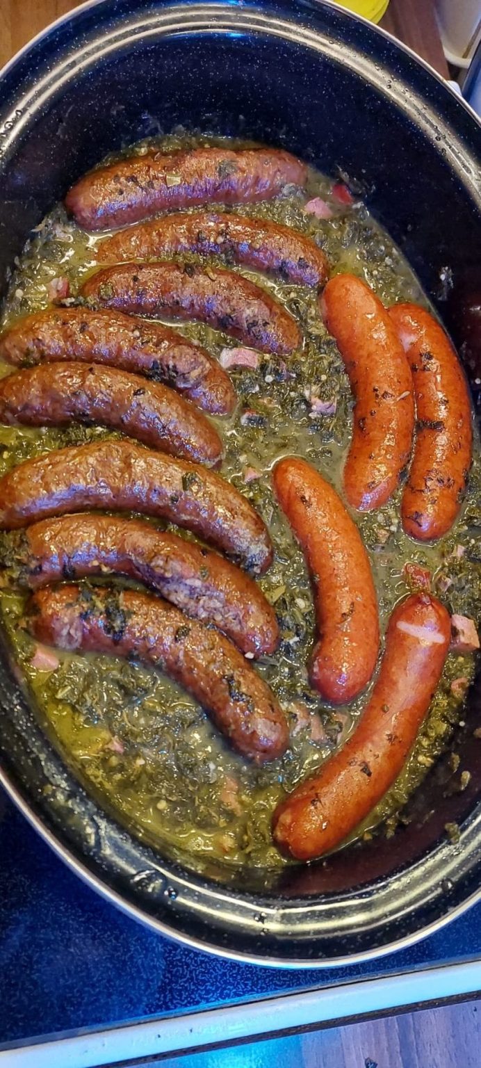 Grünkohl mit Kassler, Kochwurst und Pinkel