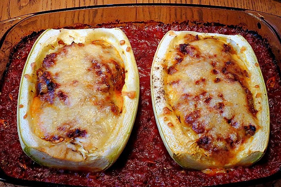 Gefüllte Zucchini mit Hackfleisch und Käse Rezept
