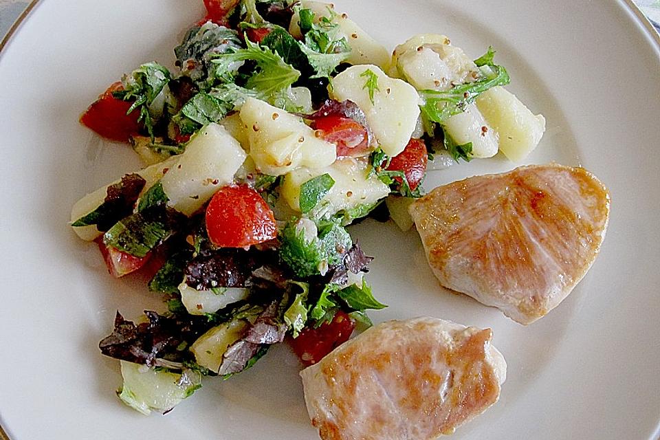 Spargel-Kartoffel-Salat mit Rucola und Tomaten