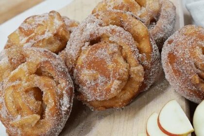 Die backe ich jede Woche, Apfelkrapfen mit 3 EL Naturjoghurt & 650 g Mehl