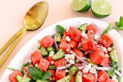 Wassermelonen Gurken Salat mit Feta