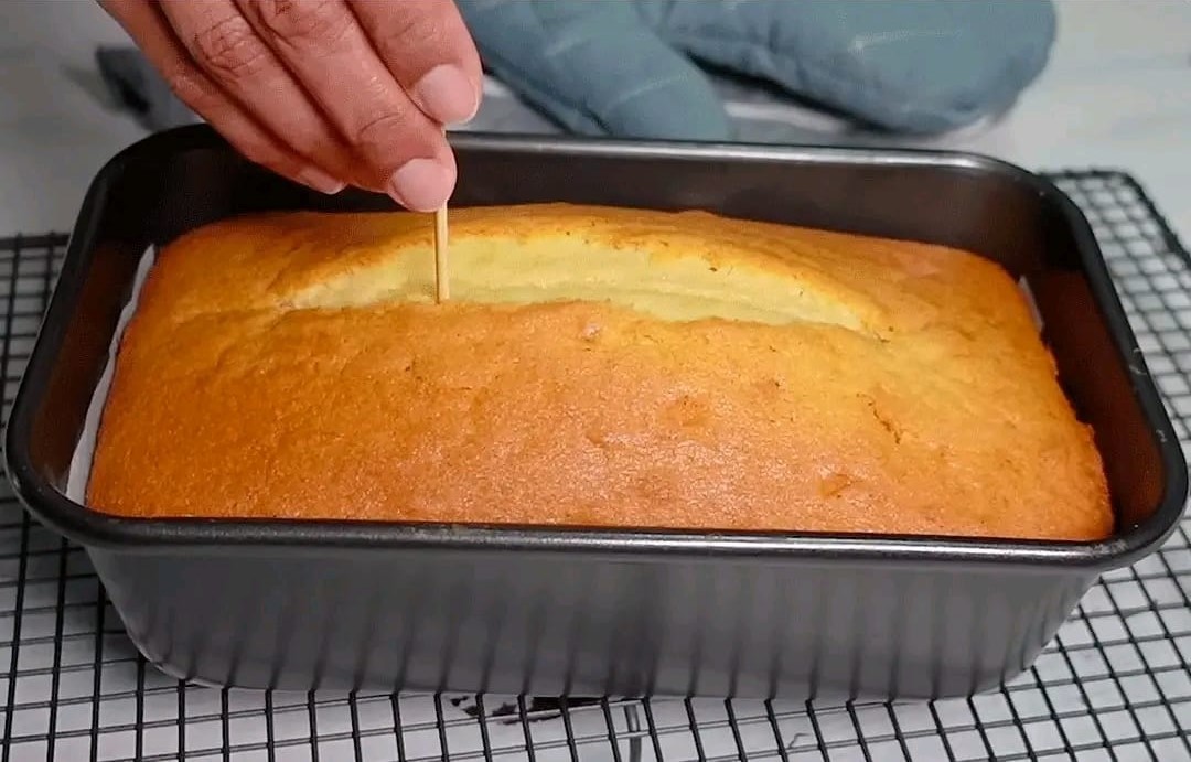 Es lohnt sich, das Rezept für diesen leckeren Bananenkuchen ...