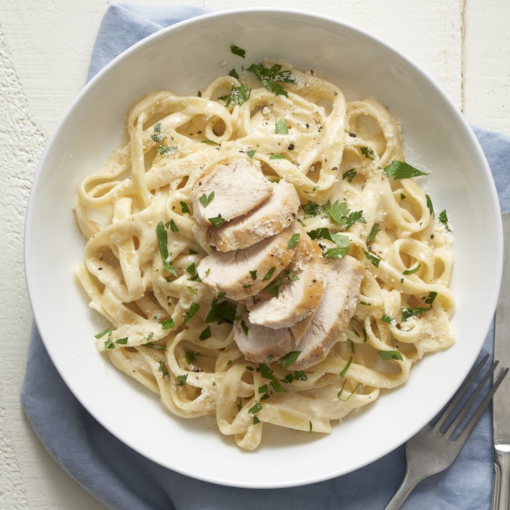 PASTA ALFREDO: REZEPT FÜR DEN PASTAMAKER